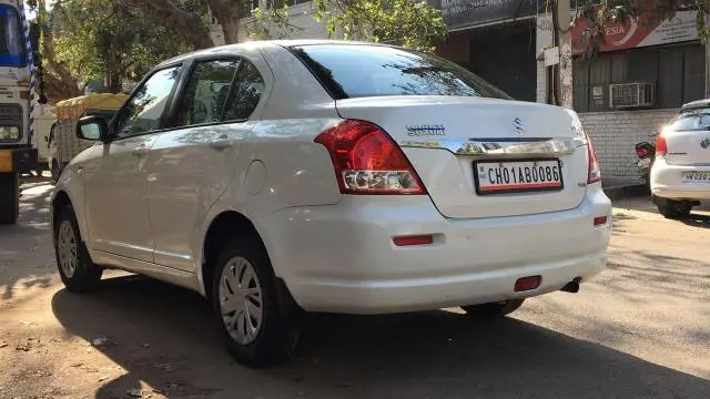 Maruti Suzuki Swift DZire VDi 2010