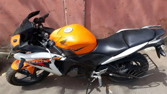 Honda CBR 150R 150cc 2012