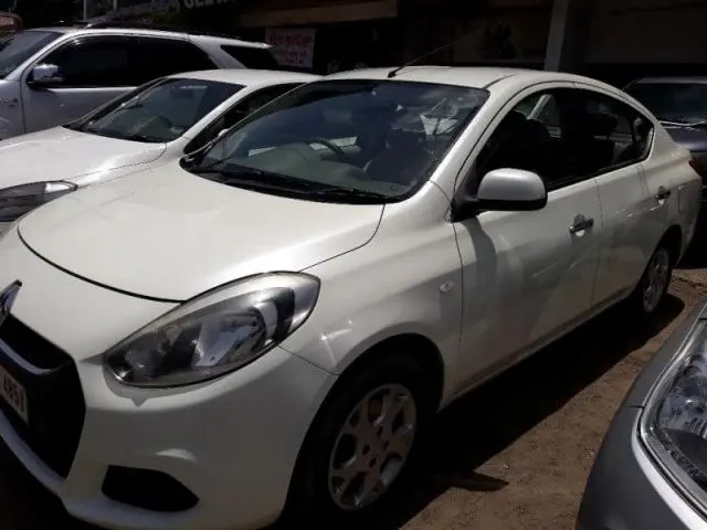 Renault Scala RXL PETROL 2013