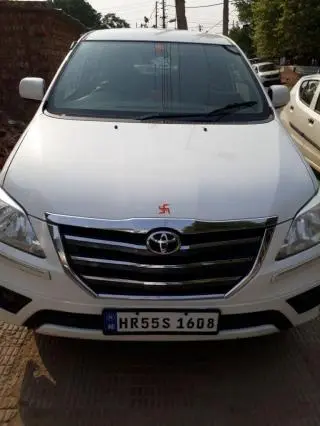 Toyota Innova 2.5 G4 7 STR 2013