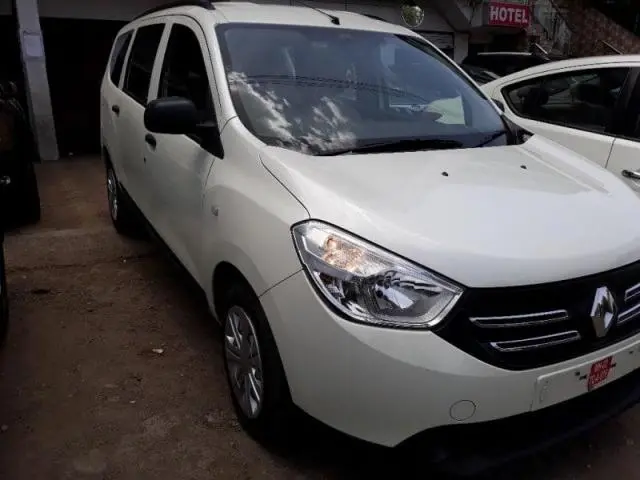Renault Lodgy 110 PS RXZ 7 STR 2016