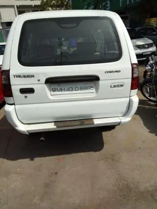 Chevrolet Tavera LS 2.5 2011