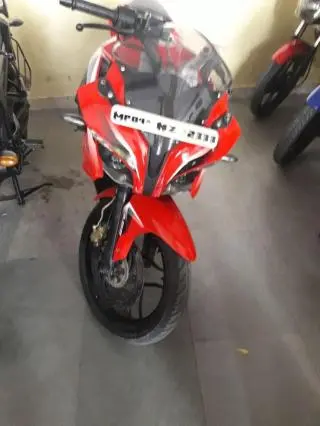 Bajaj Pulsar RS200 2015