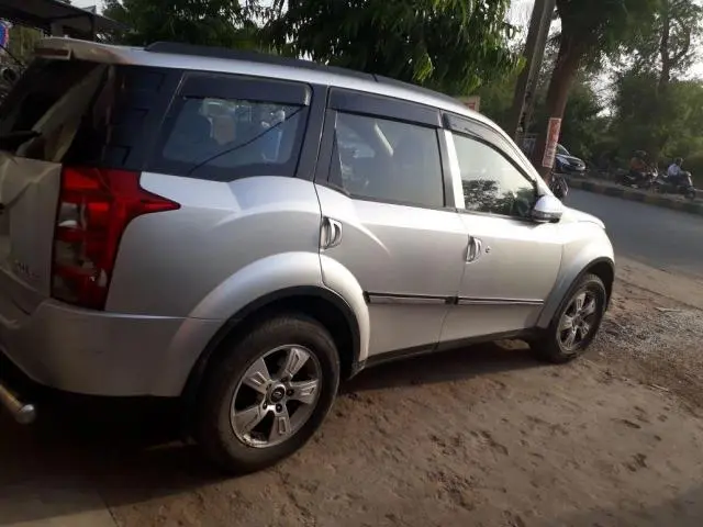 Mahindra XUV500 W8 2012