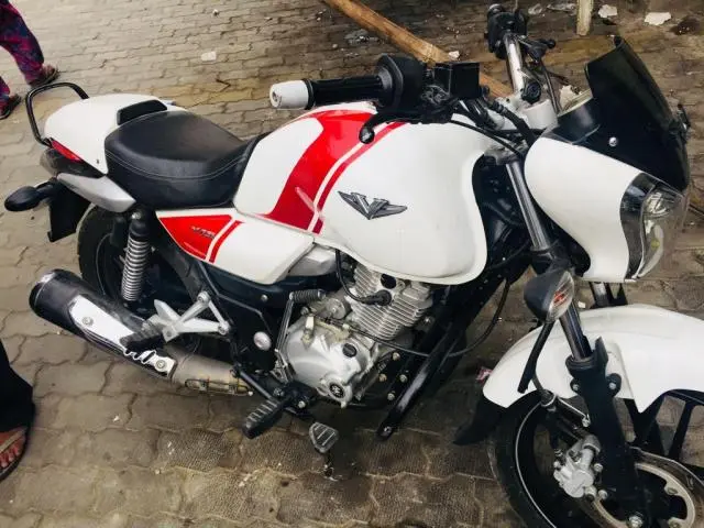 Bajaj V15 150cc 2016