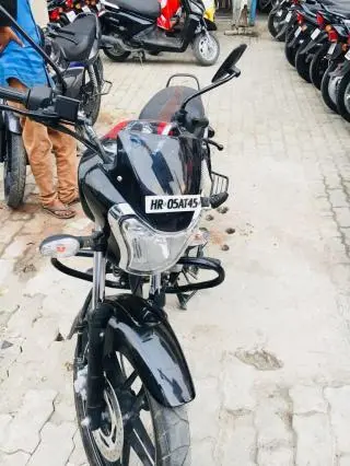 Bajaj V15 150cc 2016