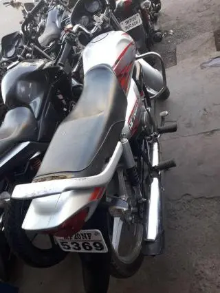 Hero HF Deluxe Self 100cc 2017