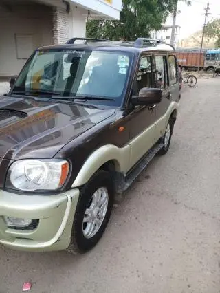Mahindra Scorpio VLX 2WD 2014