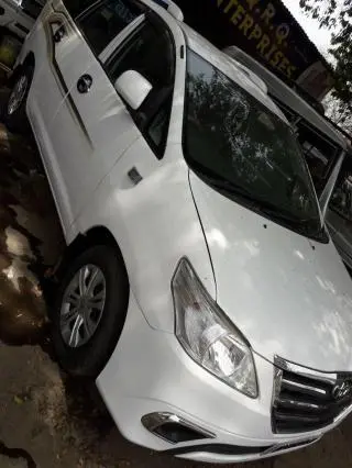 Toyota Innova 2.5 G 2011