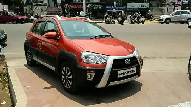 Toyota Etios Cross 1.4 GD 2017