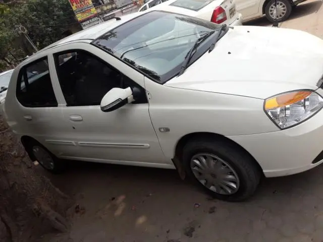 Tata Indigo eCS LX 2013