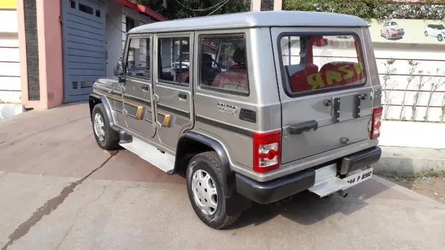 Mahindra Bolero SLE 2009