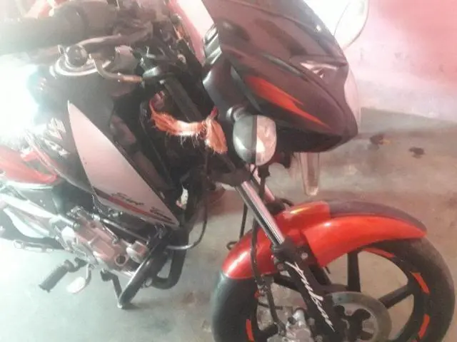 Bajaj Pulsar 150cc 2014