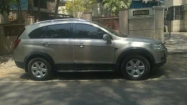 Chevrolet Captiva LTZ AWD AT 2010