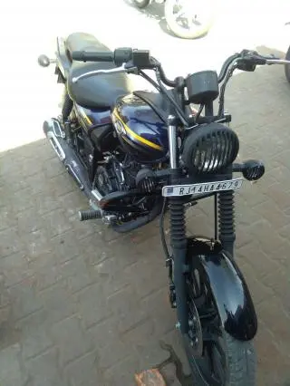 Bajaj Avenger Street 150 2016