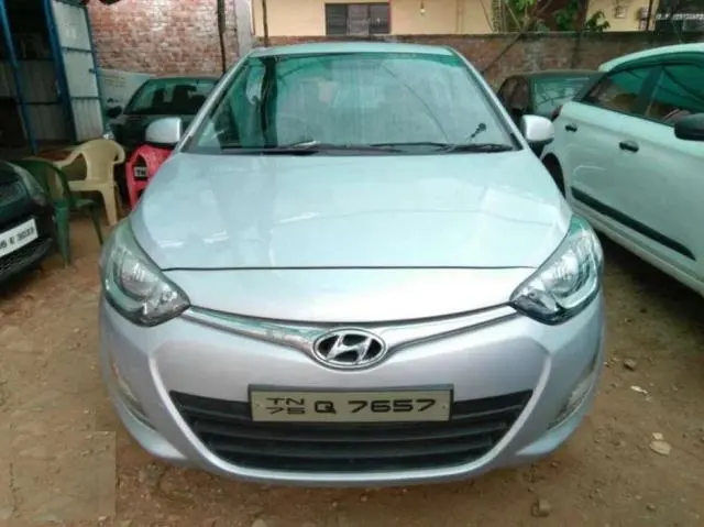 Hyundai i20 Sportz 1.4 (O) 2014
