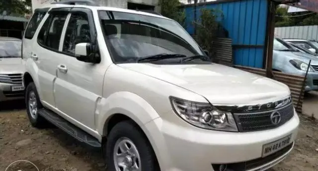 Tata Safari Storme 2.2 EX 4X2 2014