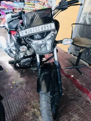 Bajaj V15 150cc 2016