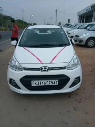 Hyundai Grand i10 1.2 Sportz (O) AT 2015