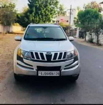 Mahindra XUV500 W8 2013