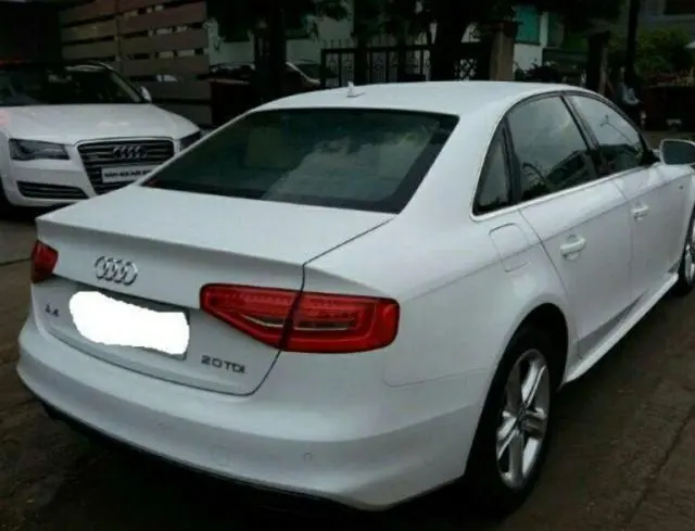 Audi A4 2.0 TDI 177 Bhp Premium Plus 2012