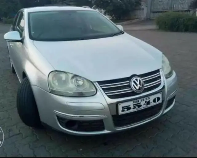 Volkswagen Jetta 1.9 Highline TDI 2009