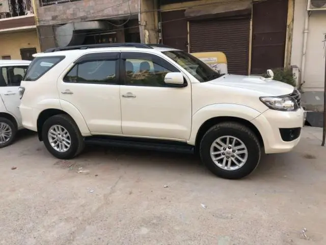 Toyota Fortuner 3.0 MT 4X4 2017