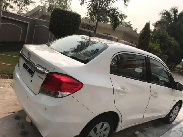 Honda Amaze 1.5 S i-DTEC 2013