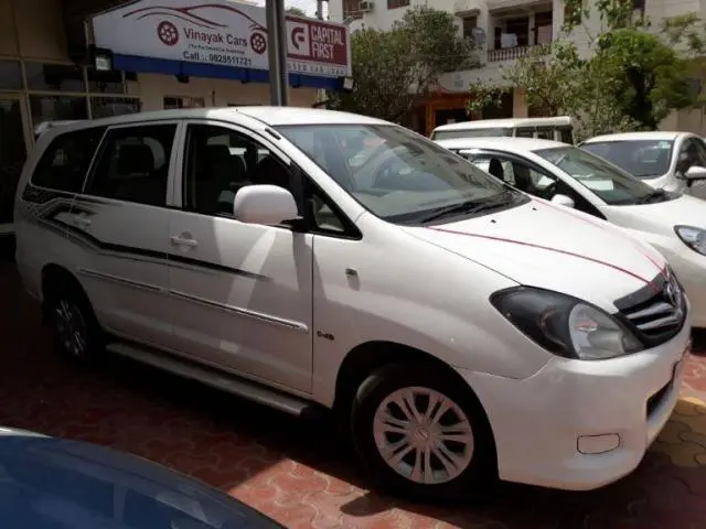 Toyota Innova 2.5 G 2008