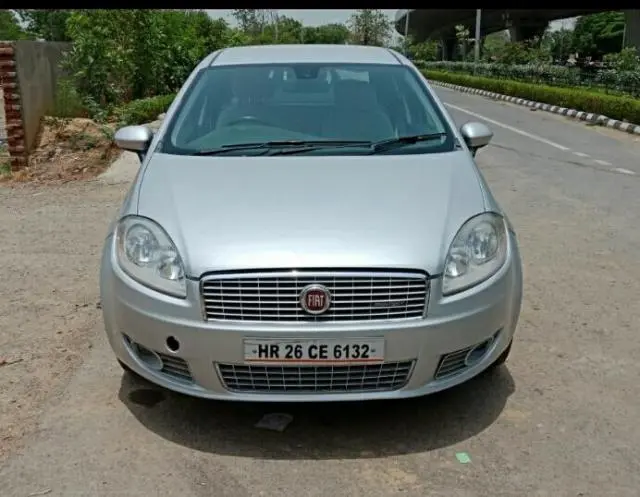 Fiat Linea Emotion 1.3 2014