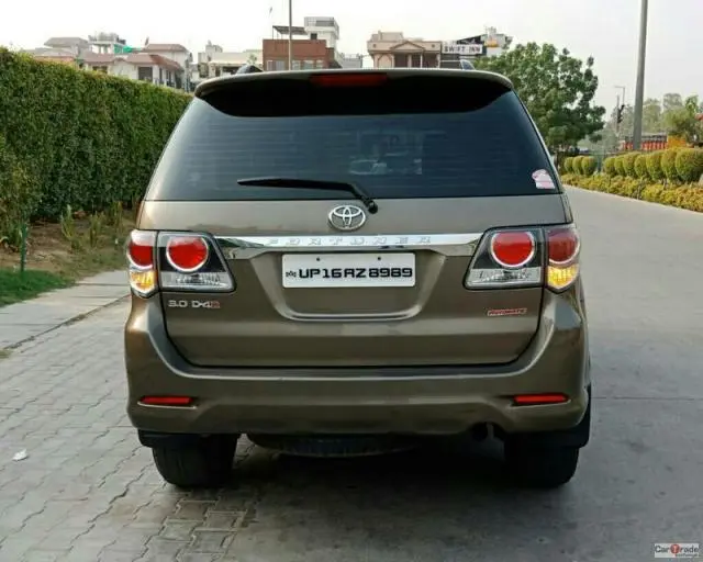 Toyota Fortuner 3.0 4X2 AT 2015