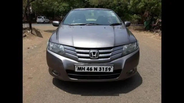 Honda City 1.5 V AT 2011