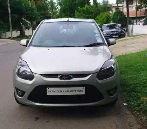 Ford Figo Titanium Plus 1.5 TDCi 2012