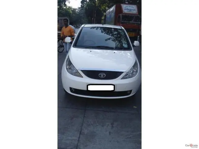 Tata Indica Vista LS Quadrajet 2012