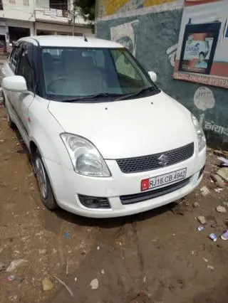 Maruti Suzuki Swift DZire VDi 2011