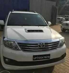 Toyota Fortuner 3.0 4x2 MT 2014