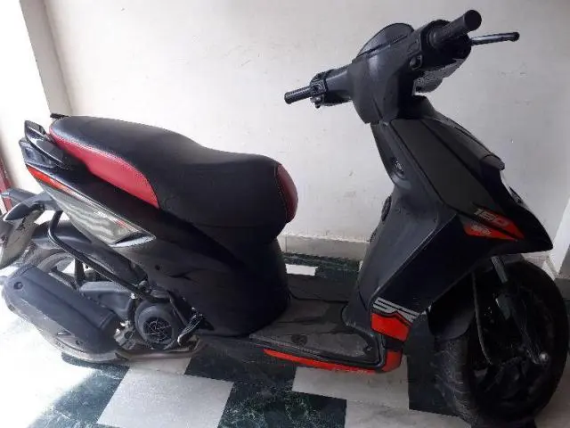 Aprilia SR 150 2017
