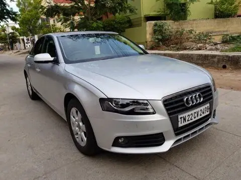 Audi A4 2.0 TDI 177 Bhp Premium Plus 2011