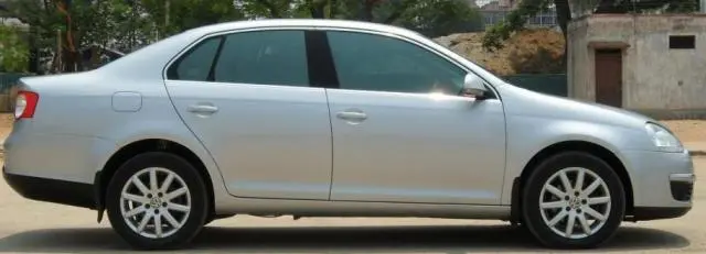 Volkswagen Jetta 1.9 Highline TDI 2010