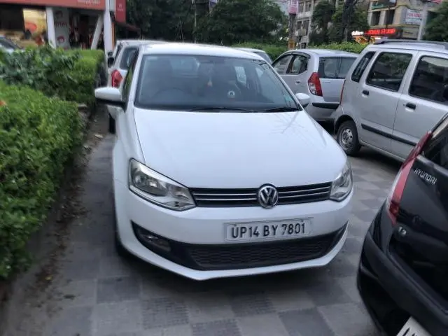 Volkswagen Polo Comfortline 1.2L (D) 2013
