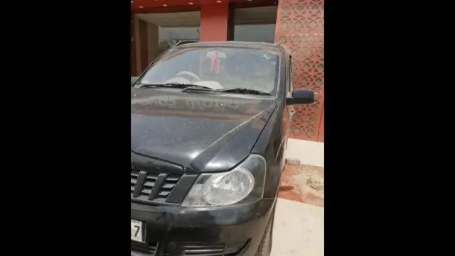 Mahindra Quanto C2 2013