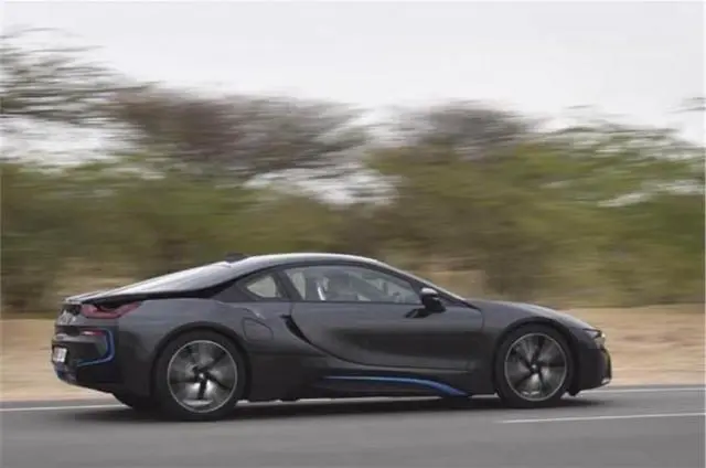 BMW i8 Hybrid 2014