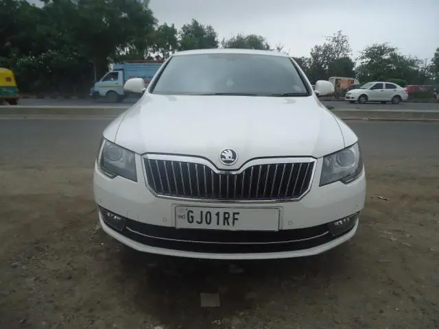 Skoda Superb Elegance 2.0 TDI CR AT 2014
