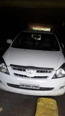 Toyota Innova 2.5 G4 7 STR 2005