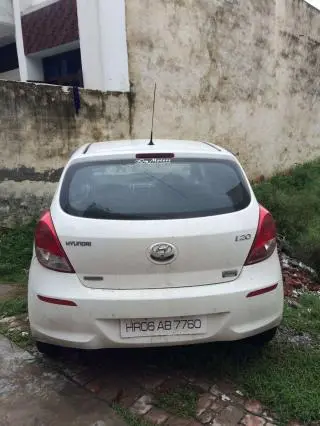 Hyundai i20 Sportz 1.4 CRDi 2013