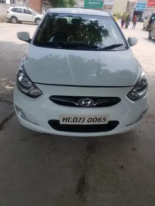 Hyundai Verna 1.6 CRDI SX 2011