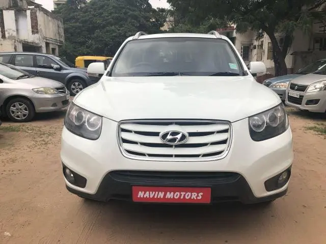 Hyundai Santa Fe 4WD AT 2012