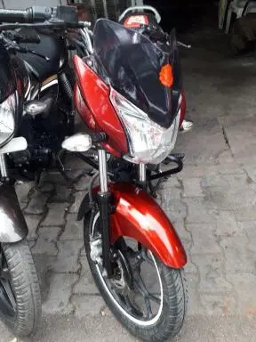 Bajaj Discover 125ST 2013