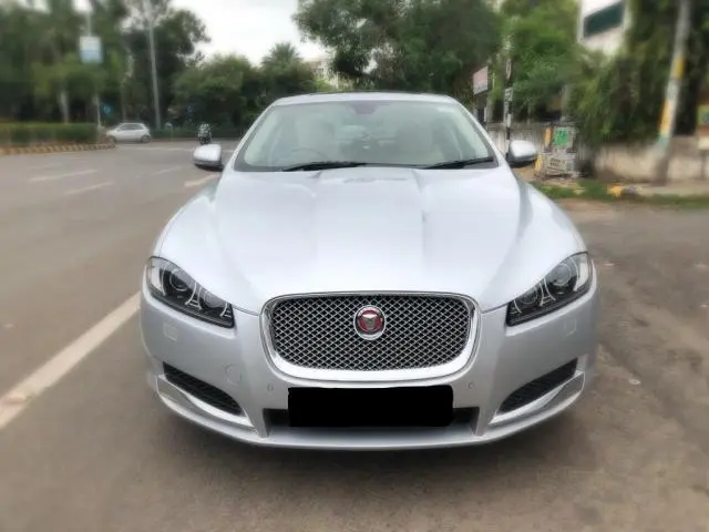 Jaguar XF 2.2 DIESEL 2015