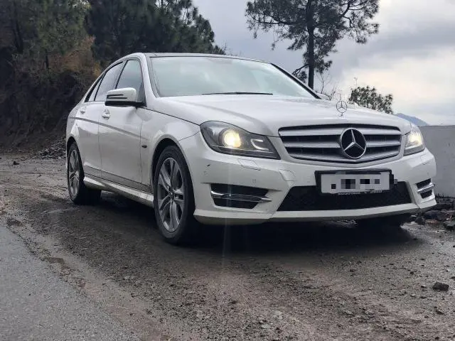 Mercedes-Benz C-Class 220 CDI AVANTGARDE AT 2015